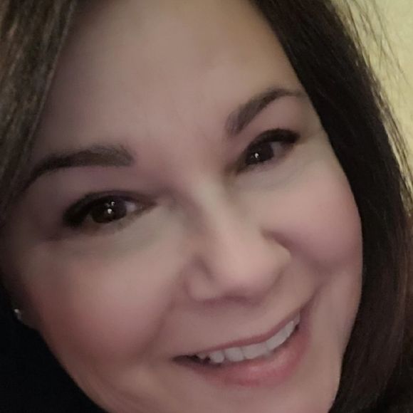 Meet your Posher, Kimberly - Picture 1 of 1